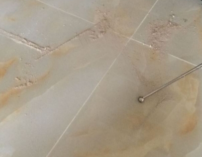钟祥瓷砖空鼓维修公司分享粘合剂选择不当在瓷砖铺贴过程中可能导致以下问题